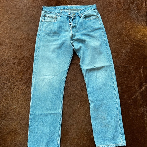 Levi’s Vintage 501 Jeans fits size 32